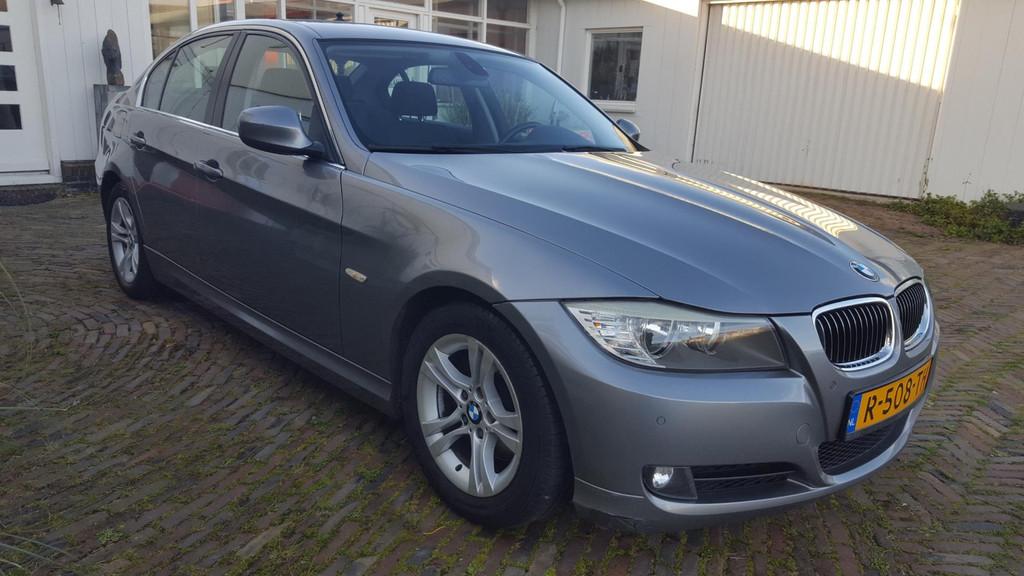 BMW 3-serie 325i Wonderschöne en 100 % BMW Dealer onderhoud, Automaat, Achterwielaandrijving, Gebruikt, Huisgarantie