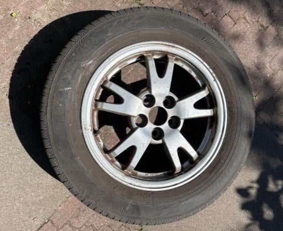 4x Yokohama zomerband met lichtmetalen Toyota velg 15 inch, Ophalen