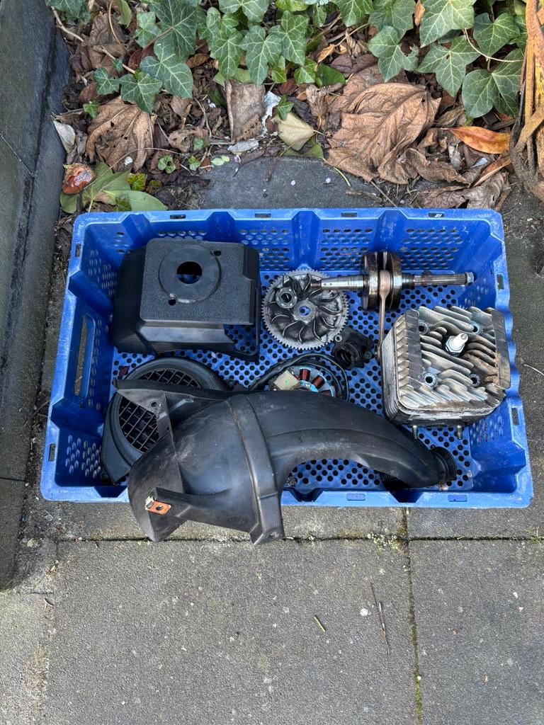 skipper 125cc, Fietsen en Brommers, Brommeronderdelen | Algemeen, Ophalen of Verzenden, Gebruikt, Blok