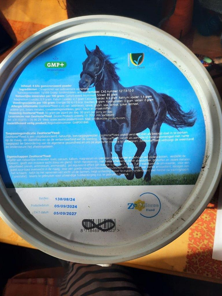Zeoliet voor paarden, Ophalen of Verzenden, Zo goed als nieuw