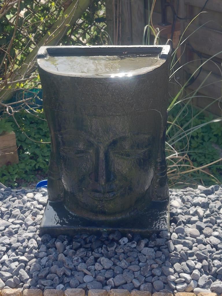 Boeddha fontein - Waterornament, Ophalen, Zo goed als nieuw, Beton, Fontein
