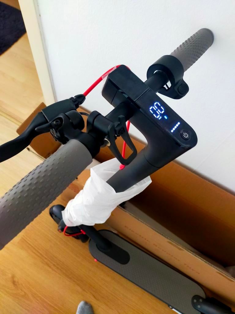 E-Step nieuw in doos elektrische step, Ophalen of Verzenden, Nieuw, Elektrische step (E-scooter)