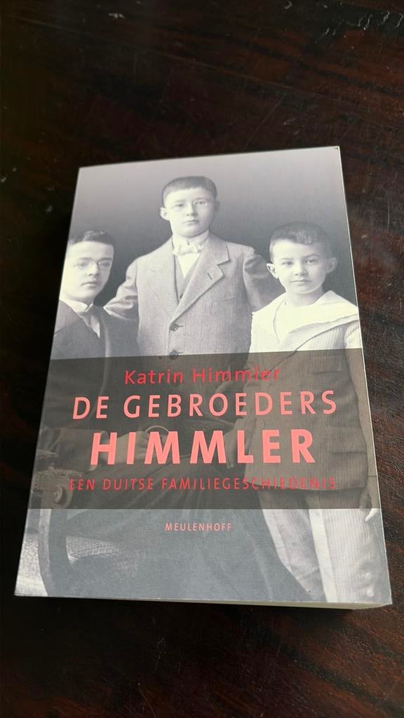 De gebroeders Himmler - Katrin Himmler, Boeken, Europa, Ophalen of Verzenden, 20e eeuw of later, Gelezen