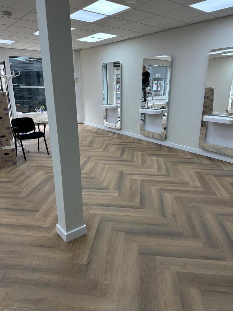 Laminaat legger, PVC, Visgraat, Vloer legger , Egaliseren,, Diensten en Vakmensen, Vloerleggers en Parketteurs, Garantie, Laminaat of Parket