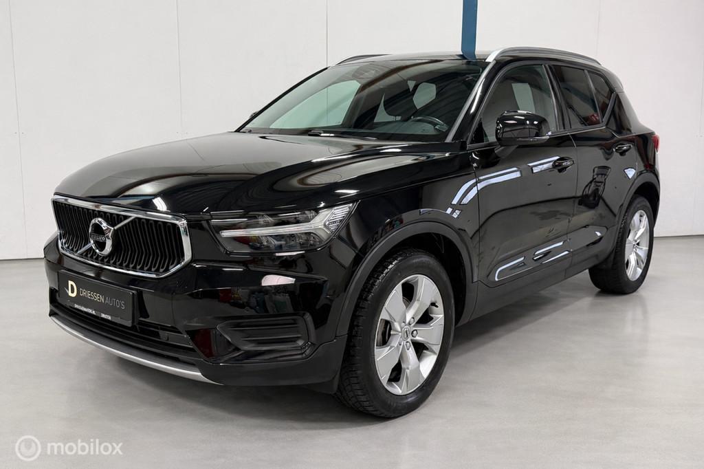 Volvo XC40 1.5 T2 Momentum NAVI / LED / CAMERA, Voorwielaandrijving, Gebruikt, Euro 6, 129 pk