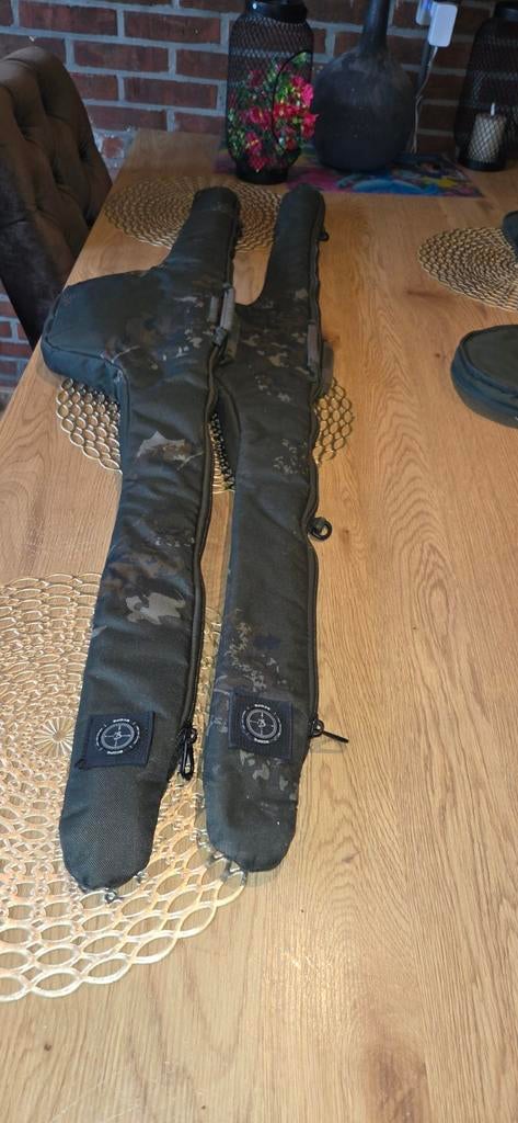 1 Nash foudraal voor 9ft/10ft hengels, Watersport en Boten, Hengelsport | Karpervissen, Ophalen of Verzenden, Overige typen