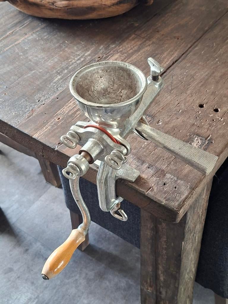 Porkert vleesmolen/ gehaktmolen, Ophalen of Verzenden