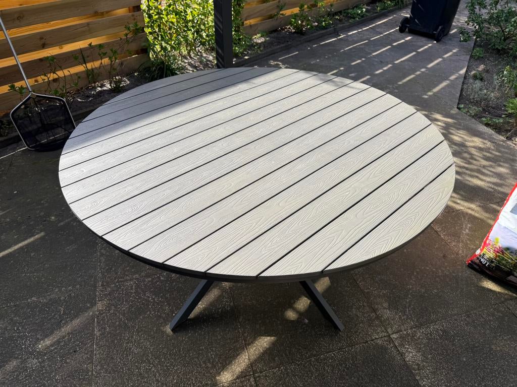 Tuintafel polywood, Tuin en Terras, Tuintafels, Ophalen, Zo goed als nieuw, Rond, Kunststof