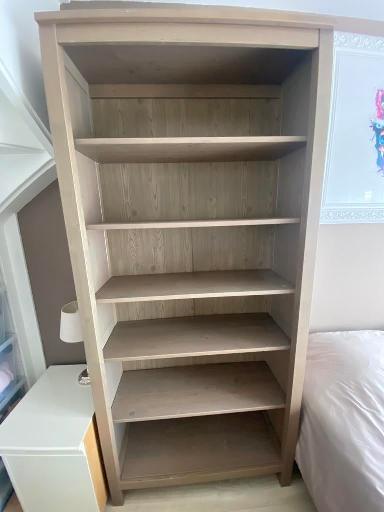 Hemnes kast Ikea boekenkast 90 x 197 x 37, Ophalen, 50 tot 100 cm, Zo goed als nieuw, 150 tot 200 cm