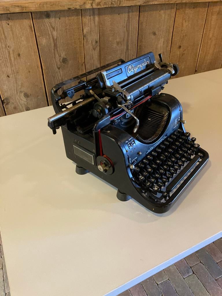 Typemachine olijmpipia, Diversen, Ophalen