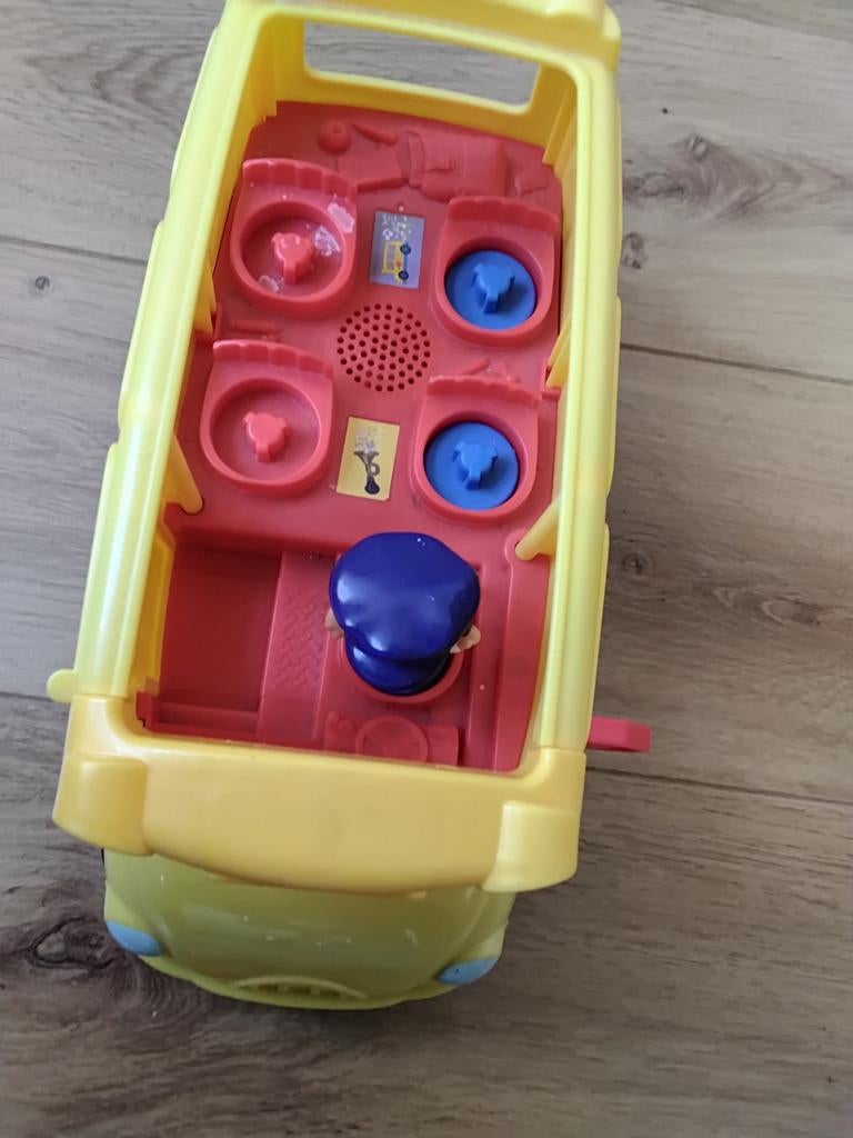 Mooie autobus met geluid en chauffeur, Ophalen, Zo goed als nieuw, Speelset, Met geluid