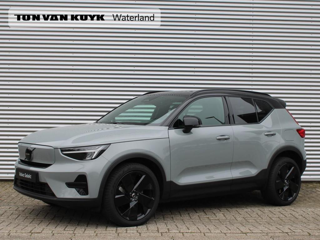 Volvo EX40 Single Motor Extended Range Plus Black Edition Au, Auto's, Automaat, Origineel Nederlands, 1975 kg, SUV of Terreinwagen