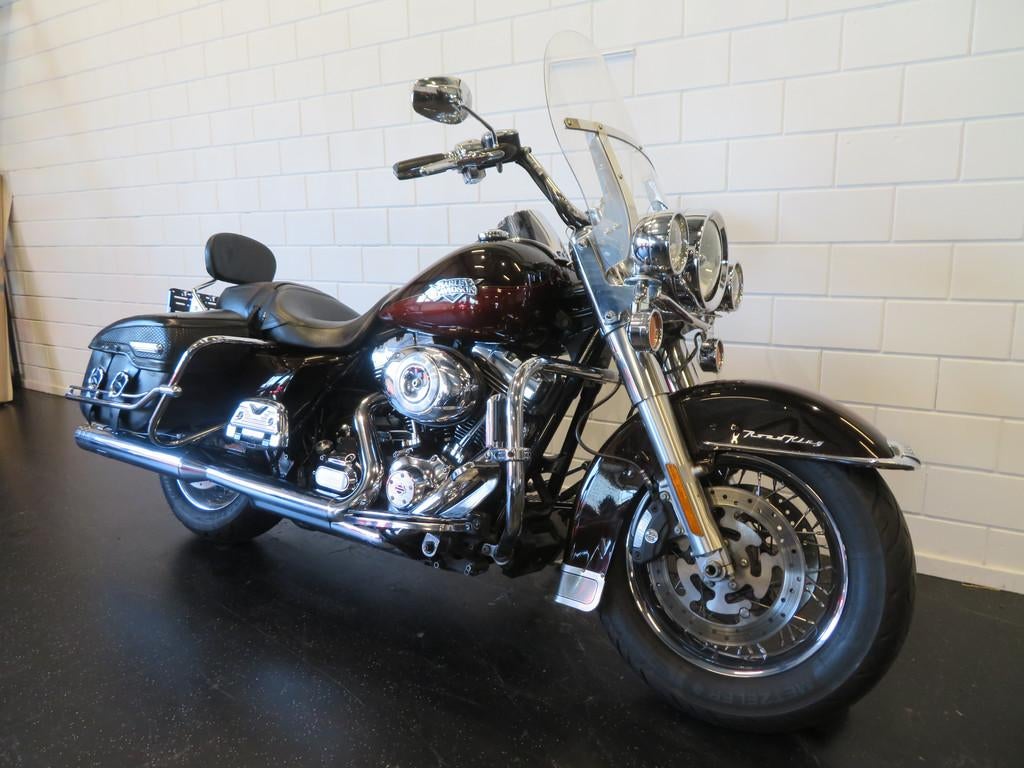 Harley-Davidson FLHRC ROAD KING CLASSIC 103CI (bj 2011) - foto 2