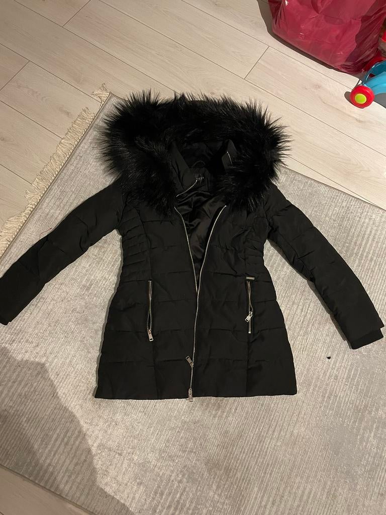 Guess dames jas!, Ophalen of Verzenden, Zo goed als nieuw, Zwart