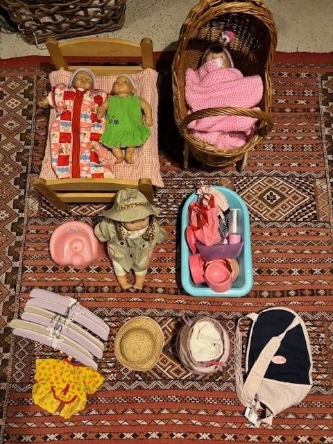 ZGAN - (o.a) Babyborn poppen, kleding & accessoires, Kinderen en Baby's, Speelgoed | Poppen, Ophalen of Verzenden, Zo goed als nieuw