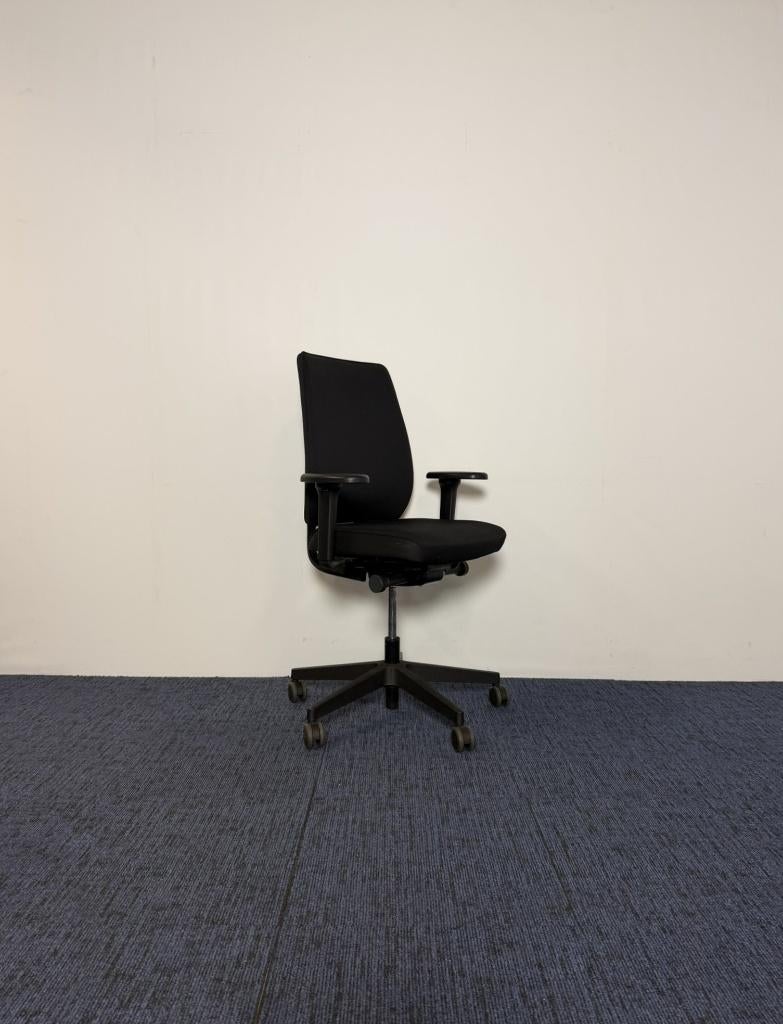 Bureaustoel Interstuhl JOYCEis3 model JC1N1 - zwart, Ophalen, Gebruikt, Zwart, Bureaustoel