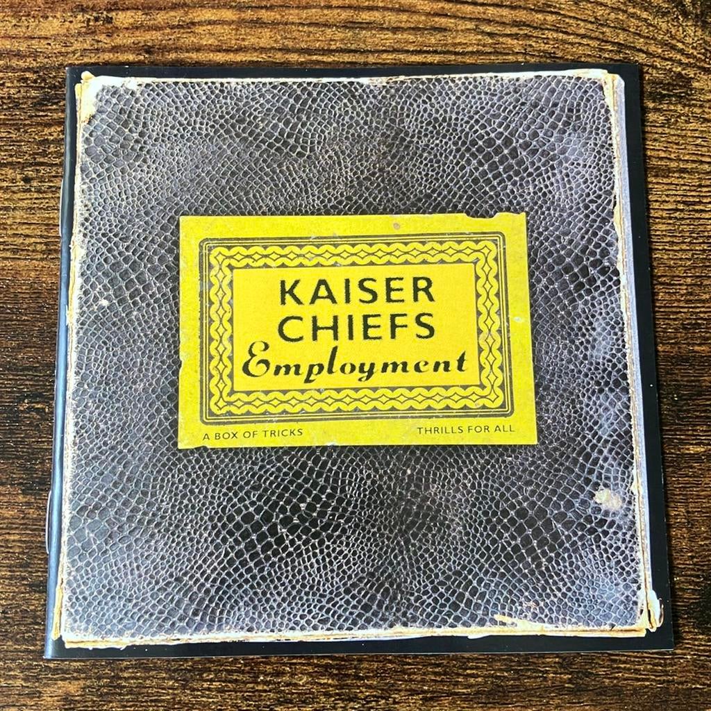 CD Kaiser Chiefs - Employment, Ophalen of Verzenden, Zo goed als nieuw, Overige genres