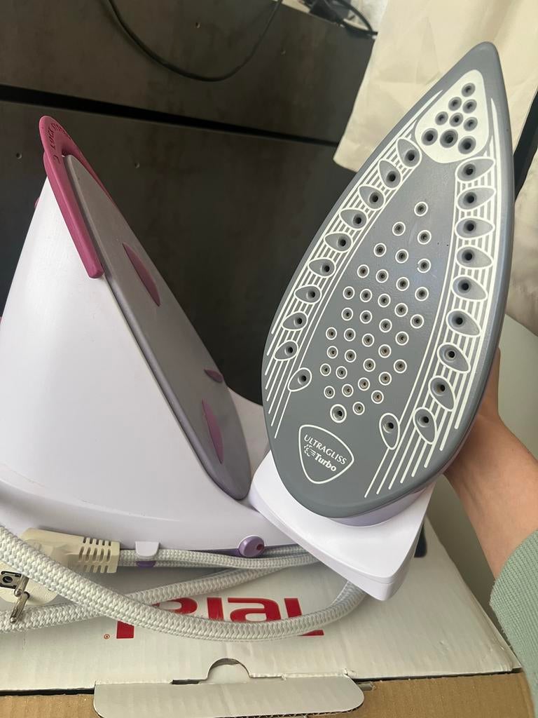 Tefal stoomgenerator strijkijzer, Ophalen of Verzenden, Gebruikt, Strijkijzer met snoer