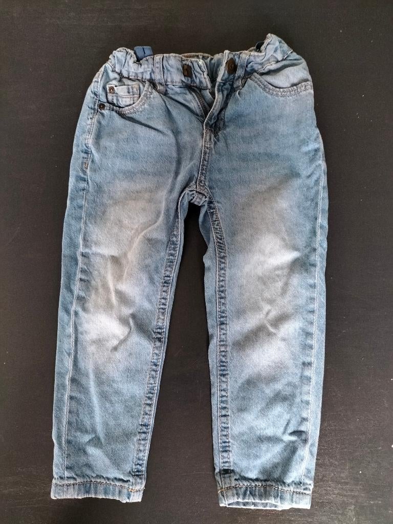 Spijkerbroekje maat 92, Ophalen of Verzenden, Zo goed als nieuw, Jongen of Meisje, Broek