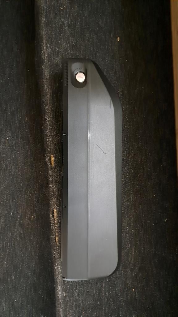 Goede accu, gaat een dag mee, Fietsen en Brommers, Ophalen of Verzenden