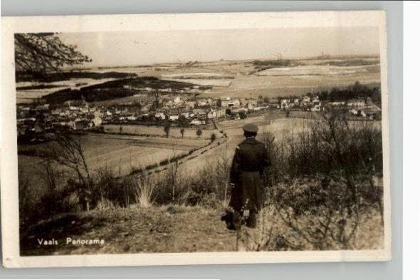 Vaals Panorama met douane of grensbewaker st 1950