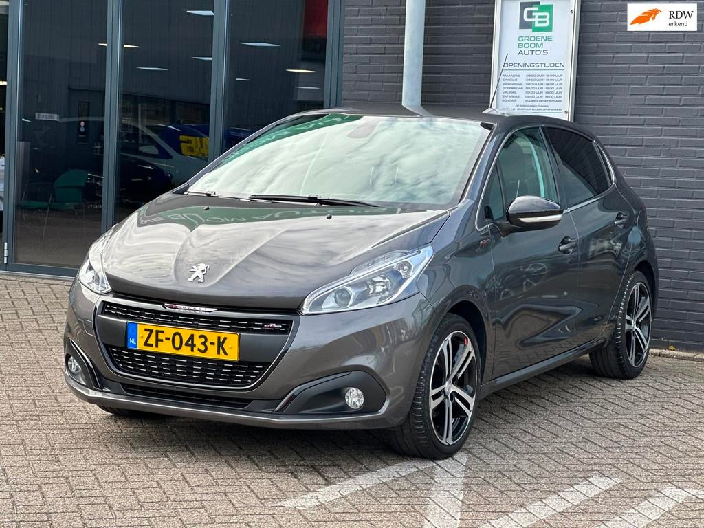 Peugeot 208 1.2 PureTech GT-Line/110 PK/CAMERA/NAVI/CARPLAY/, Auto's, Peugeot, Voorwielaandrijving, Euro 6, 1199 cc, Leder en Stof