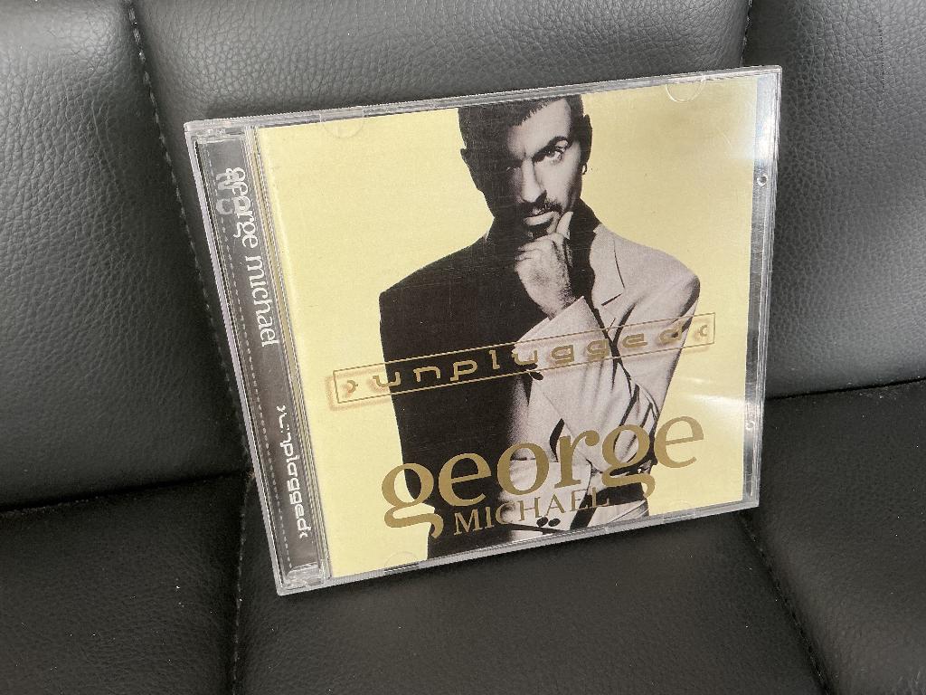 George Michael, CD Unplugged (1997), Verzenden, 1980 tot 2000, Zo goed als nieuw