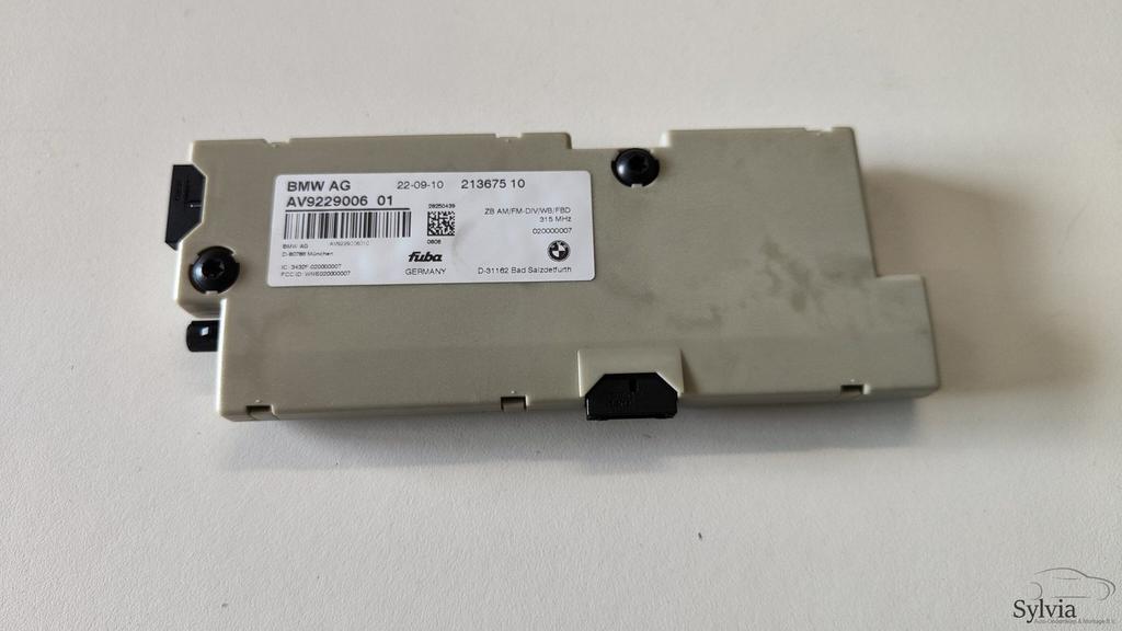 Antenne versterker Diversity BMW F10 F11 F06 F13 F01 F02 F03, Auto diversen, Autoradio's, Ophalen of Verzenden