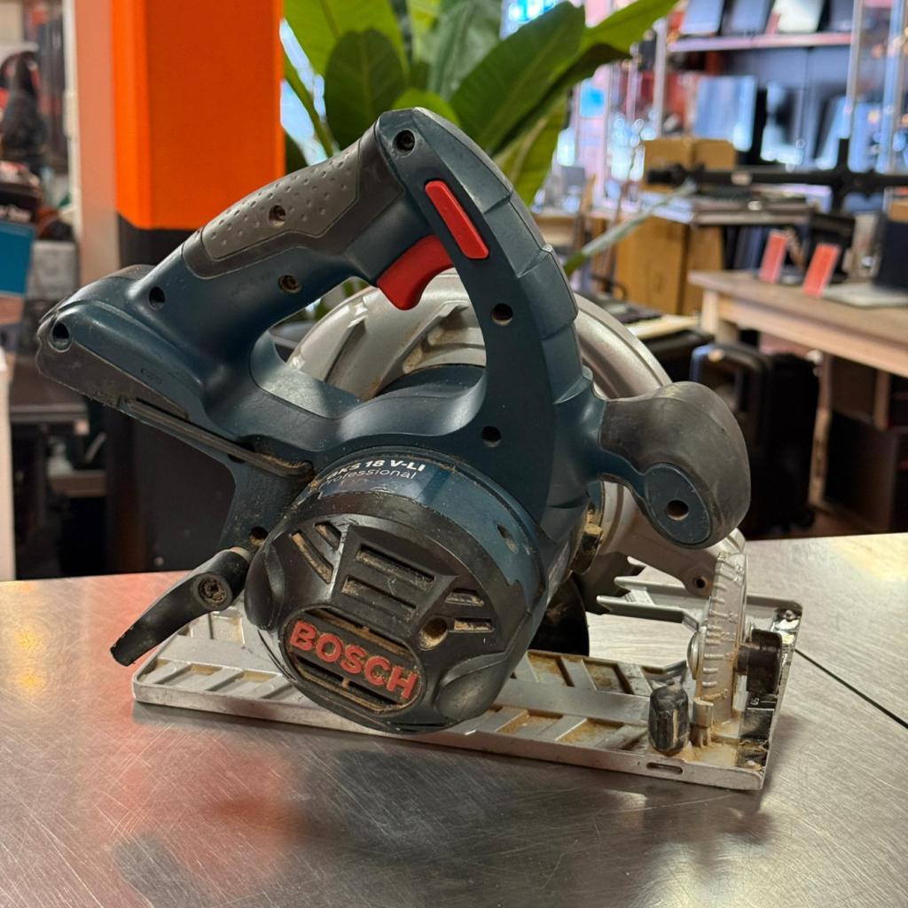 Bosch Accu cirkelzaagmachine GKS 18 V-LI Zonder accu/lader, Bosch, Zo goed als nieuw, Support@bosch.com, Robert Bosch GmbH
Robert-Bosch-Platz 1
70839 Gerlingen-Schillerhöhe
Germany