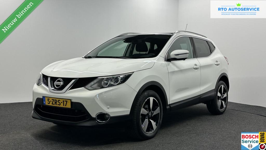 Nissan Qashqai 1.6 Connect Edition TREKHAAK CAMERA NAVI PANO, Auto's, Voorwielaandrijving, Gebruikt, 4 cilinders, Origineel Nederlands