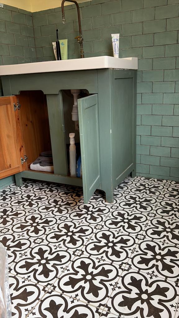 Badkamer meubel ikea met kraan, Zo goed als nieuw, Minder dan 100 cm, 25 tot 50 cm, 50 tot 100 cm