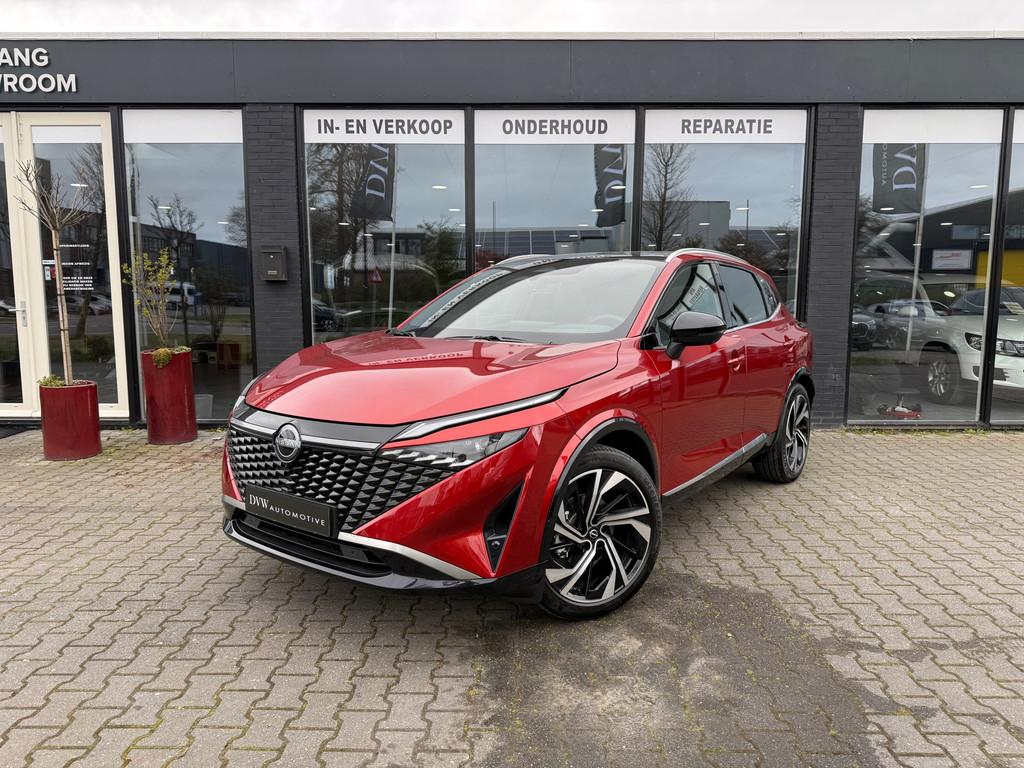 Nissan Qashqai 1.3 MHEV Xtronic Tekna Plus, Gebruikt, Zwart, 4 cilinders, Adaptive Cruise Control