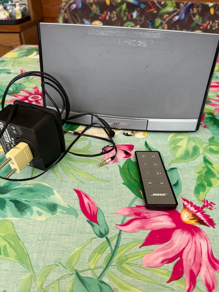 BOSE SoundDock portable digital music system, Ophalen of Verzenden, Gebruikt