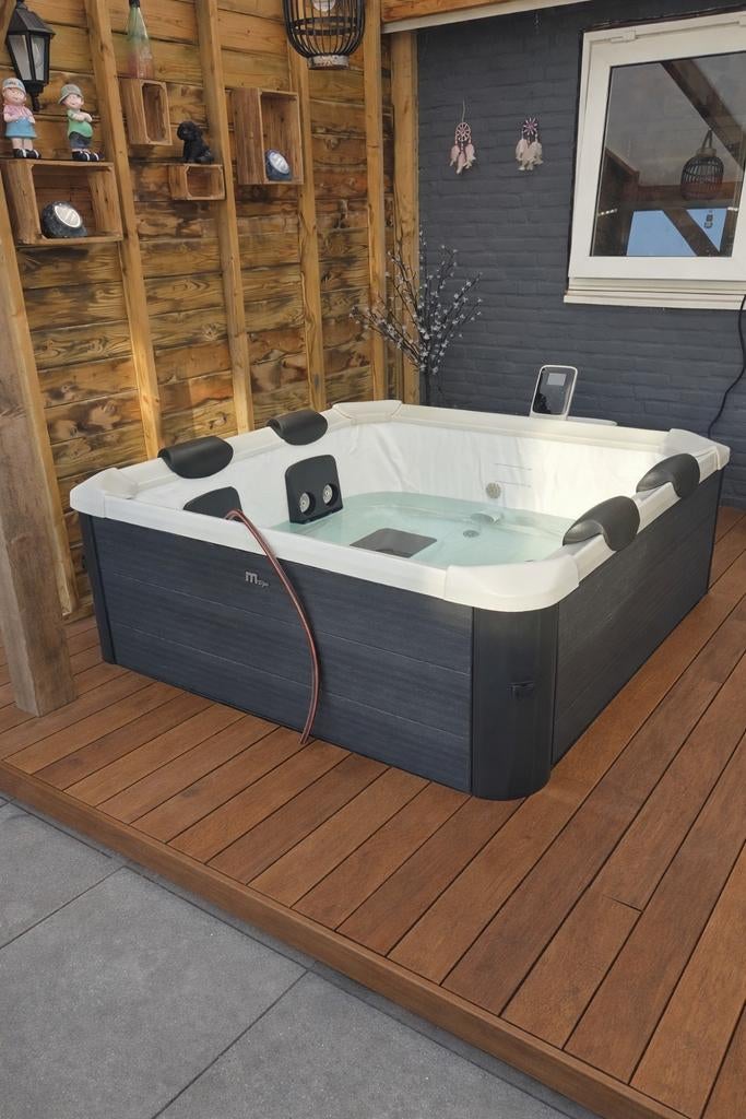 MSpa Oslo Portable Spa - Nieuw in doos, Ophalen of Verzenden, Nieuw, Vast