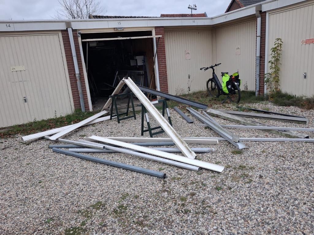 Garage gezocht om te kopen, Ophalen of Verzenden