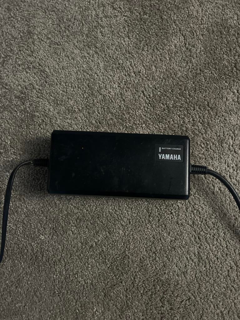 Yamaha oplader PASC10 XOS-10, Ophalen of Verzenden, Gebruikt
