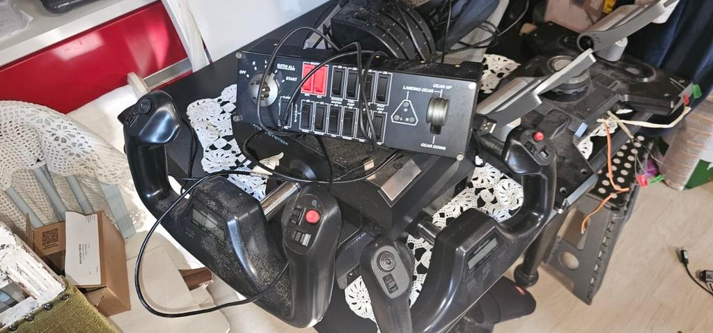 Logitech quadrant yokes, CH Yoke set,  panel is al weg., Ophalen, Groter dan 1:72, Overige merken