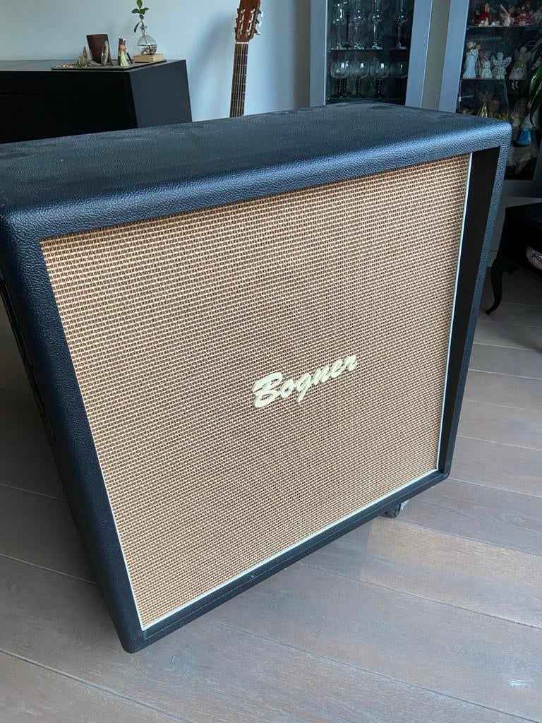Bogner cabinet 4x12” met hoes, Muziek en Instrumenten, Ophalen, Gebruikt, Gitaar, 100 watt of meer