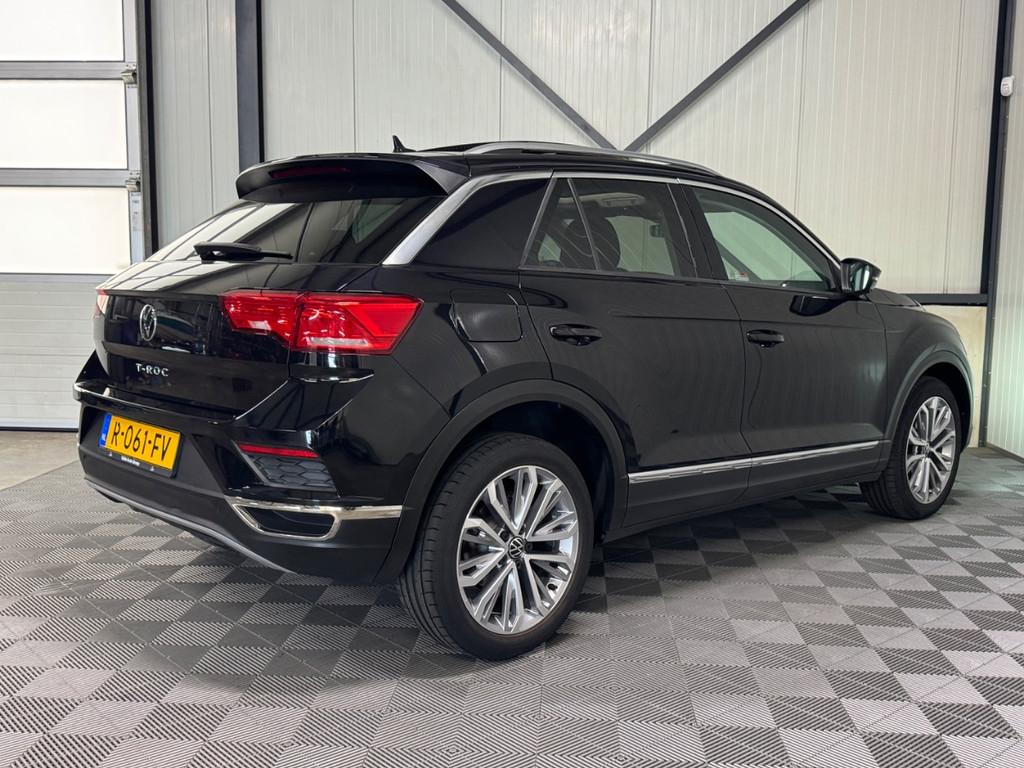 Volkswagen T-Roc 1.0 TSI | Style Business | Pano | Navi | Ca, Voorwielaandrijving, Gebruikt, Euro 6, 1193 kg