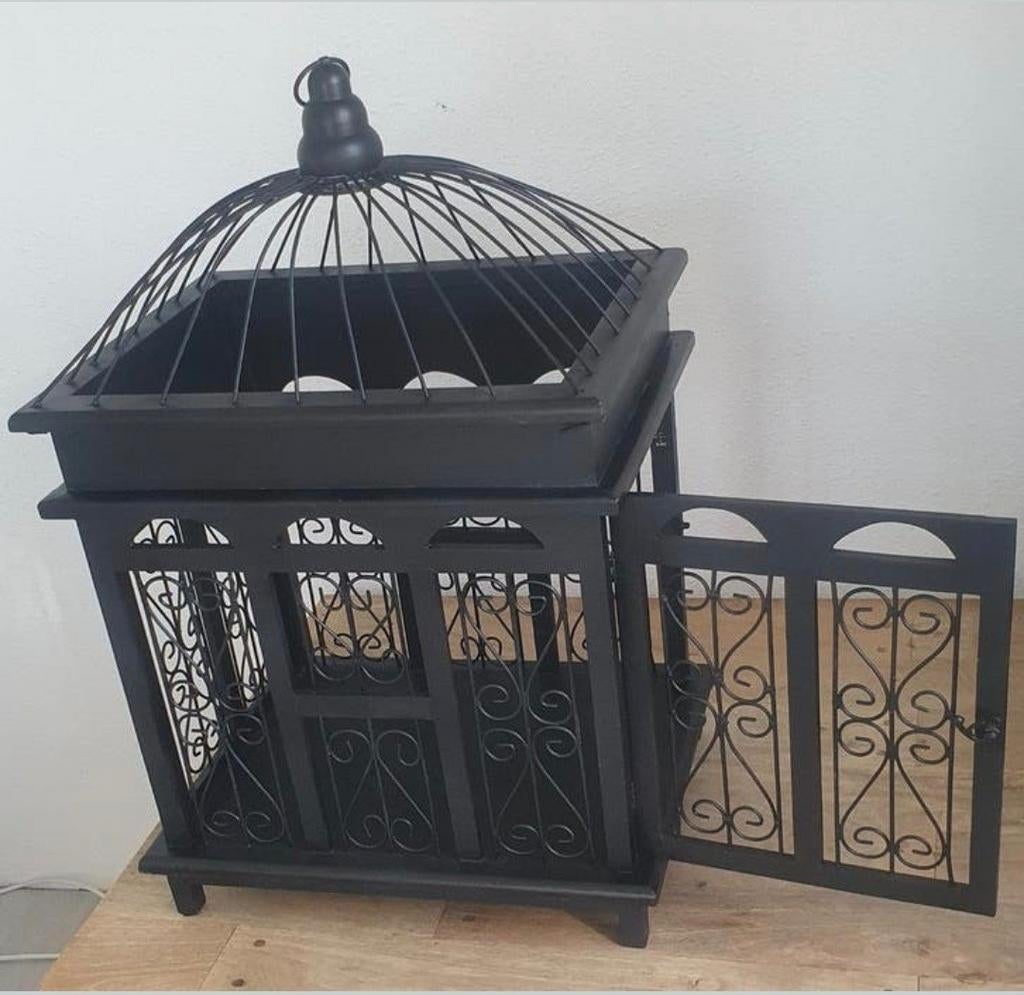 Mooie decoratieve vogelkooi, Dieren en Toebehoren, Vogels | Hokken en Kooien, Ophalen of Verzenden, Metaal, Vogelkooi
