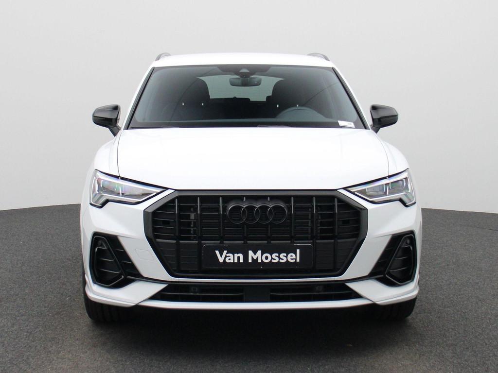 Audi Q3 35 TFSI S edition Competition | Automaat | S-line |, 12 maanden, 15 km/l, 4 cilinders, Wit