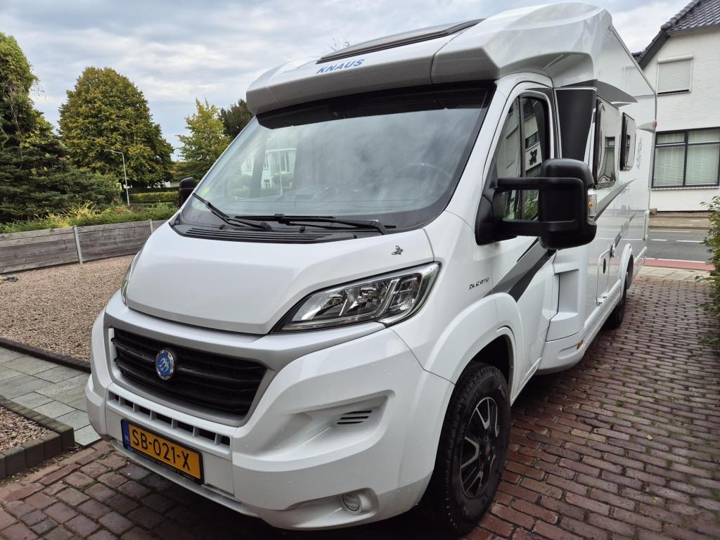 Knaus Sky TI 650 MF Silver Selection (1036406), Caravans en Kamperen, Campers, Chemisch toilet, Ringverwarming, Fiat, Airbags