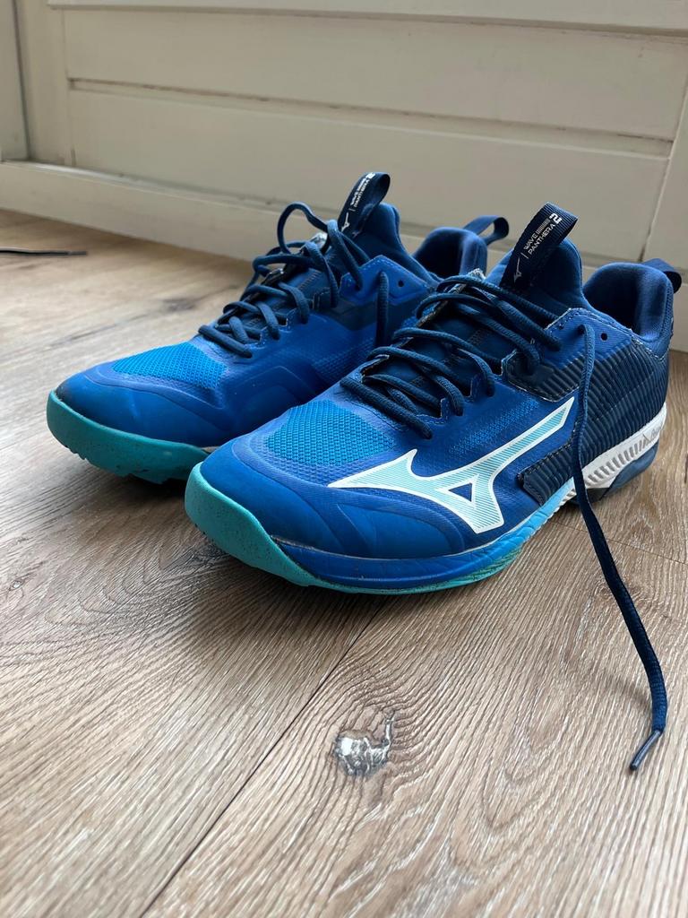 Mizuno sportschoenen blauw maat 43, Ophalen of Verzenden, Gebruikt