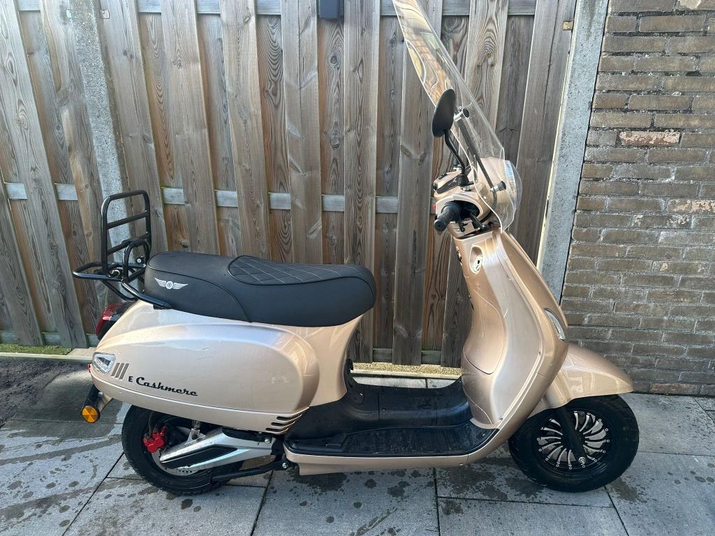 Scooter DJJD E-Cashmere elektrisch, Ophalen, Zo goed als nieuw, Overige typen, Overige merken