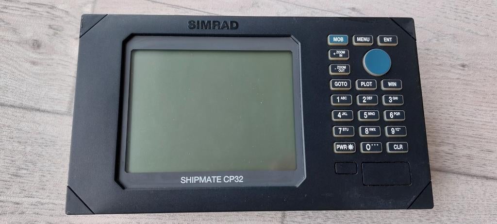 Simrad CP32 B/W kaartplotter fishfinder, Ophalen of Verzenden, Zo goed als nieuw, Kaartplotter of Fish Finder