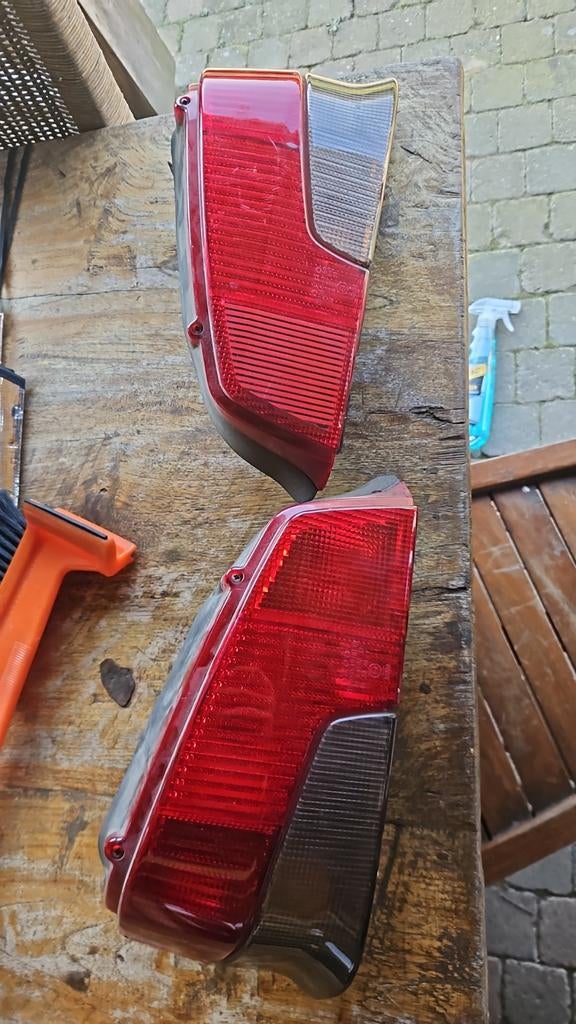 Peugeot 106 fase 1 s1 achterlichten, Auto-onderdelen, Verlichting, Ophalen of Verzenden, Peugeot