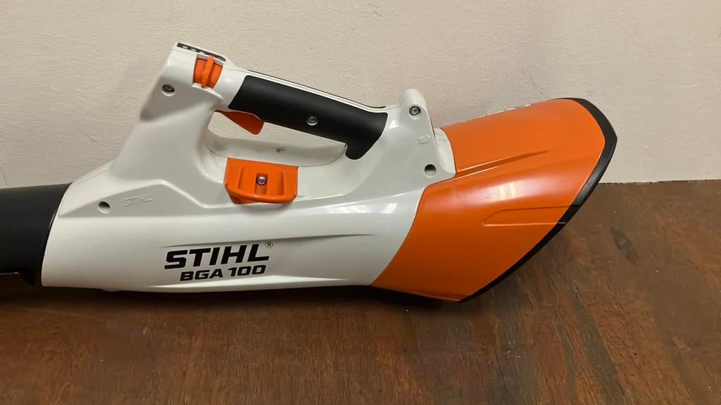 Overjarige Stihl Bga 100 accu bladblazer, Tuin en Terras, Bladblazers, Stihl, Nieuw, Ophalen of Verzenden, Accu