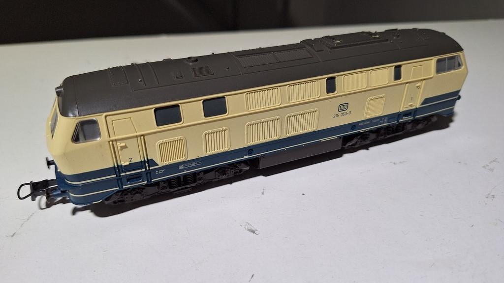 Roco DB 215 053-0 diesellocomotief, Gebruikt, Ophalen of Verzenden, Roco, Gelijkstroom