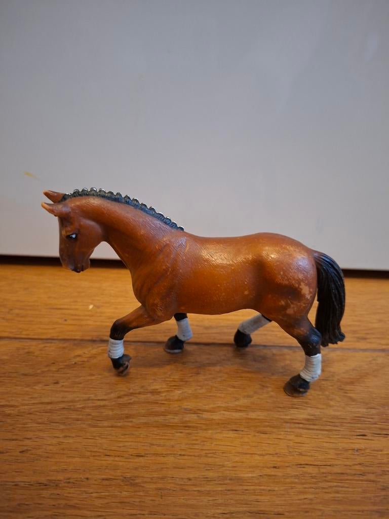 Schleich dresuur merrie, Ophalen of Verzenden, Zo goed als nieuw, Paard, Beeldje of Figuurtje