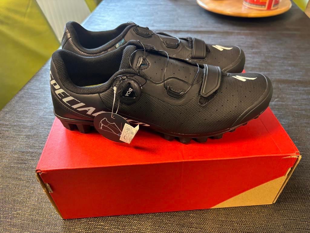 Specialized Recon 2.0 mtb schoenen maat 44, Fietsen en Brommers, Fietsaccessoires | Fietskleding, Ophalen, Zo goed als nieuw, Overige maten